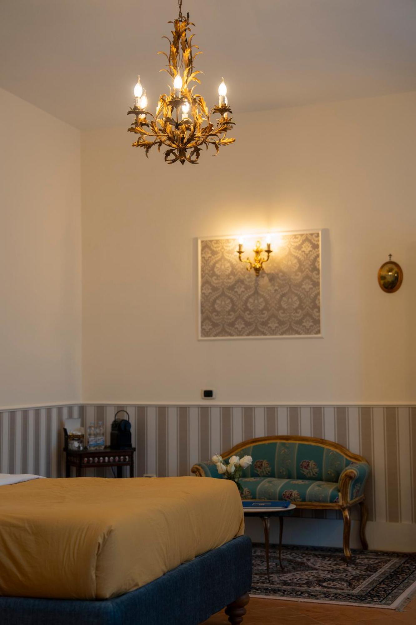 Casa Santangelo Suites Salerno Eksteriør bilde