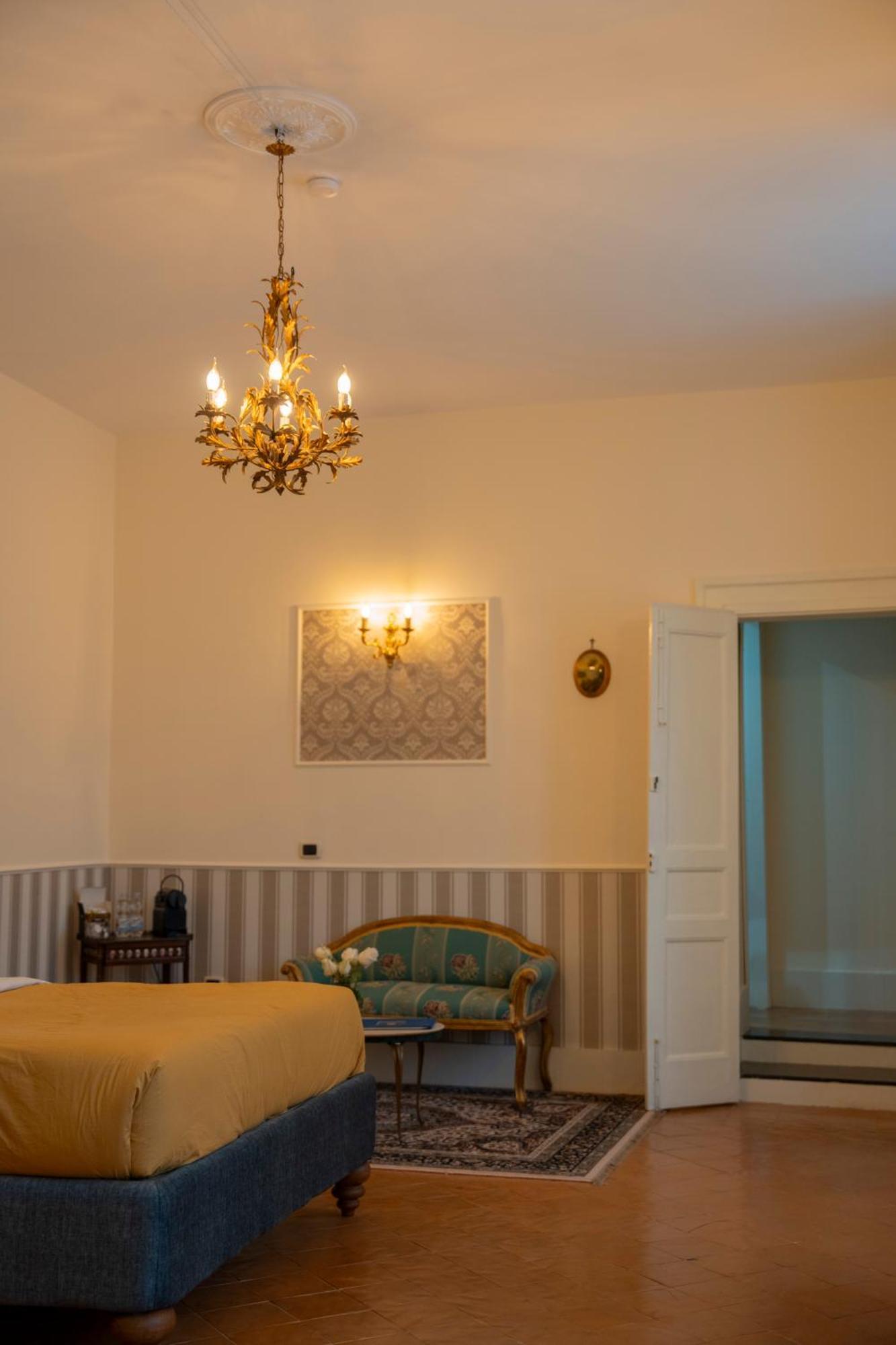 Casa Santangelo Suites Salerno Eksteriør bilde