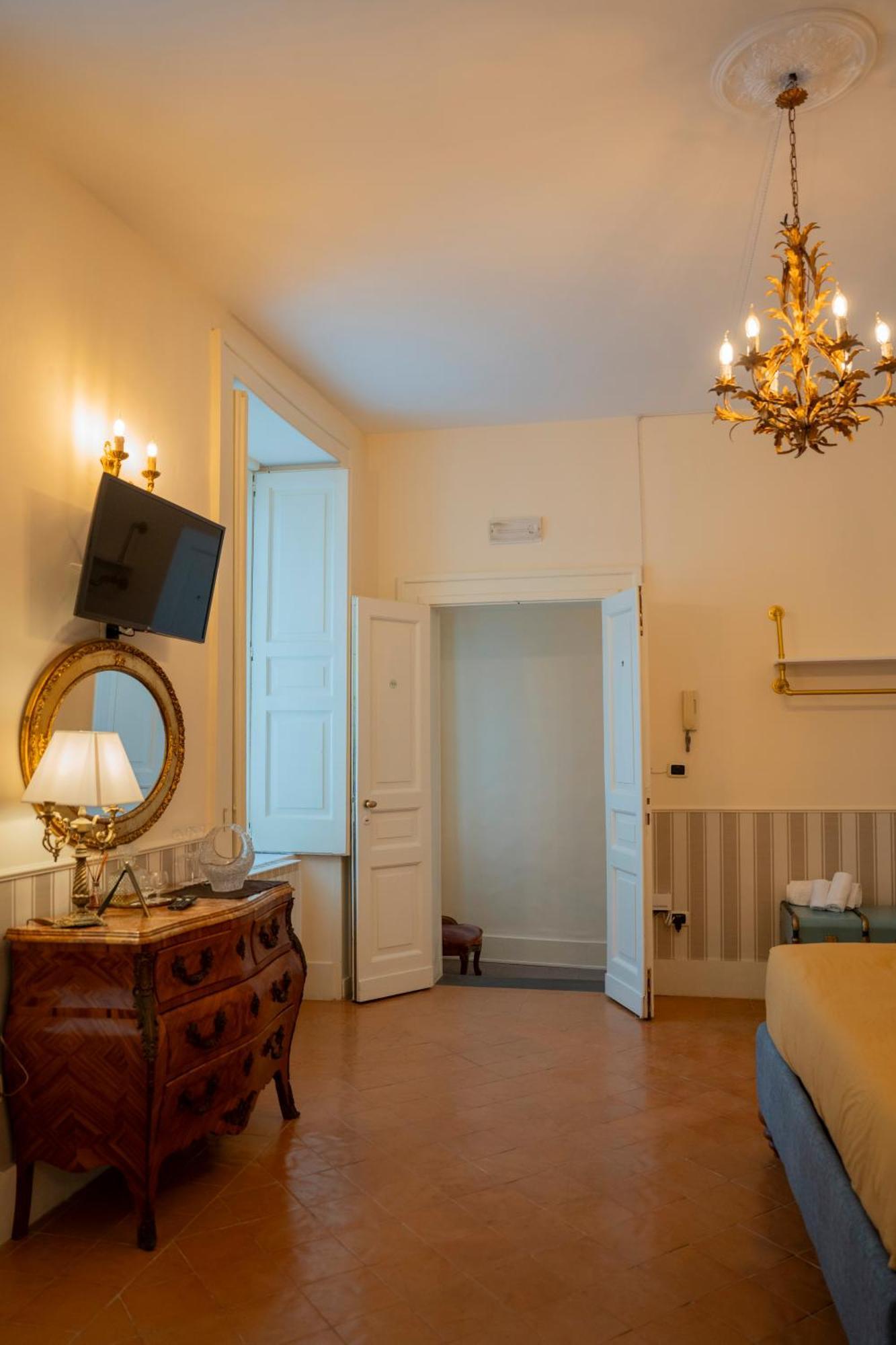 Casa Santangelo Suites Salerno Eksteriør bilde